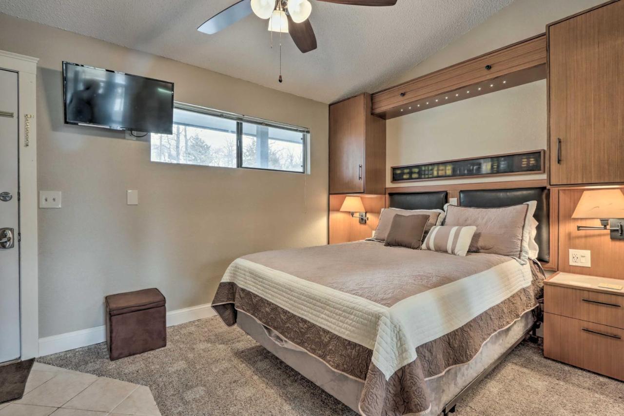 Osage Beach Condo With Lake Of The Ozarks Views Exterior foto