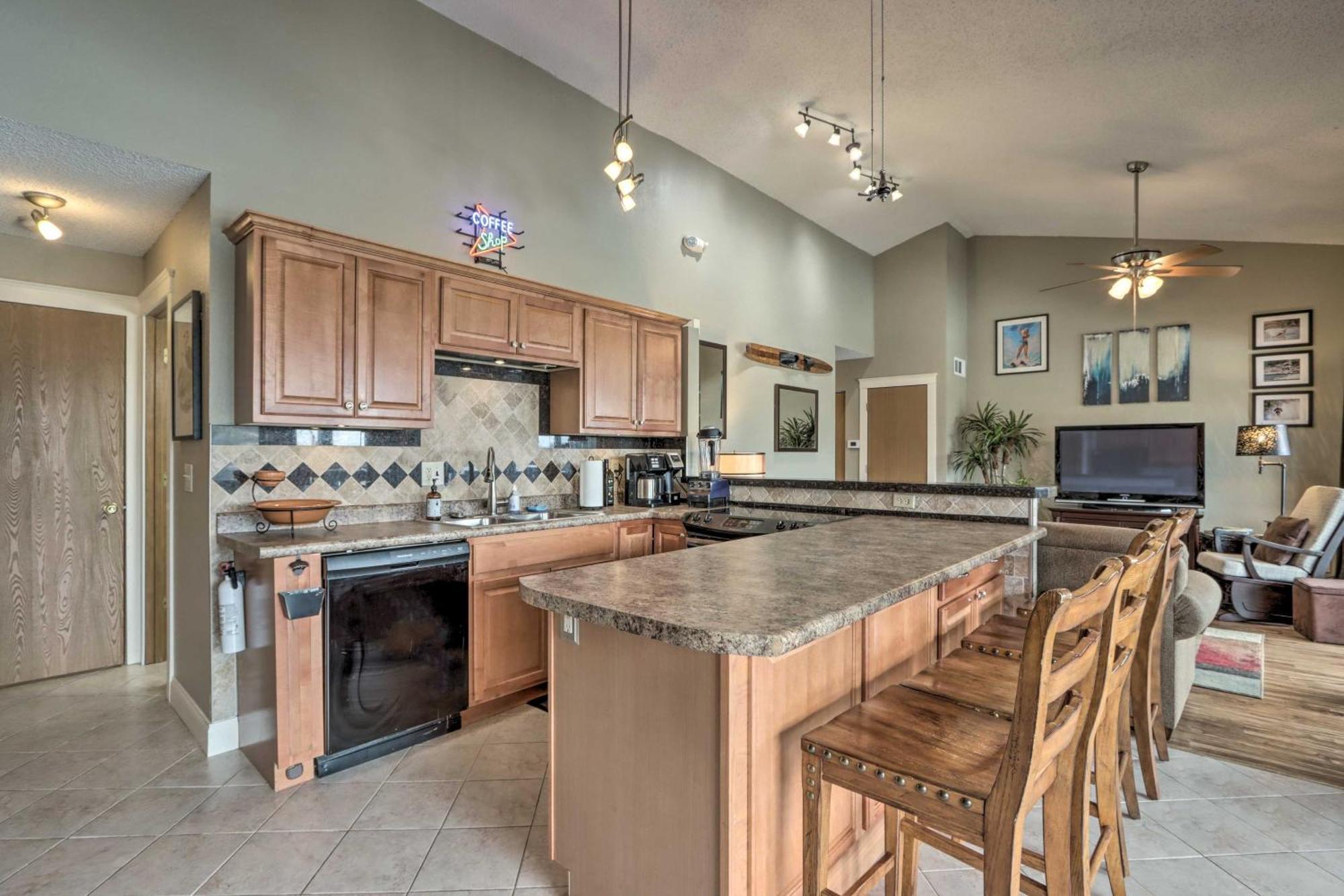 Osage Beach Condo With Lake Of The Ozarks Views Exterior foto